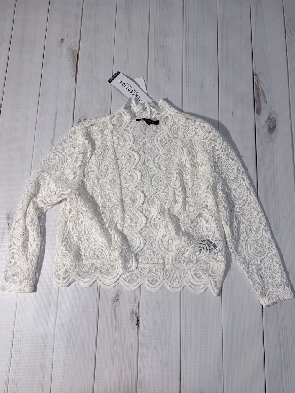 Perceptions White Lace Open-Front Scallop Hem Cardigan
